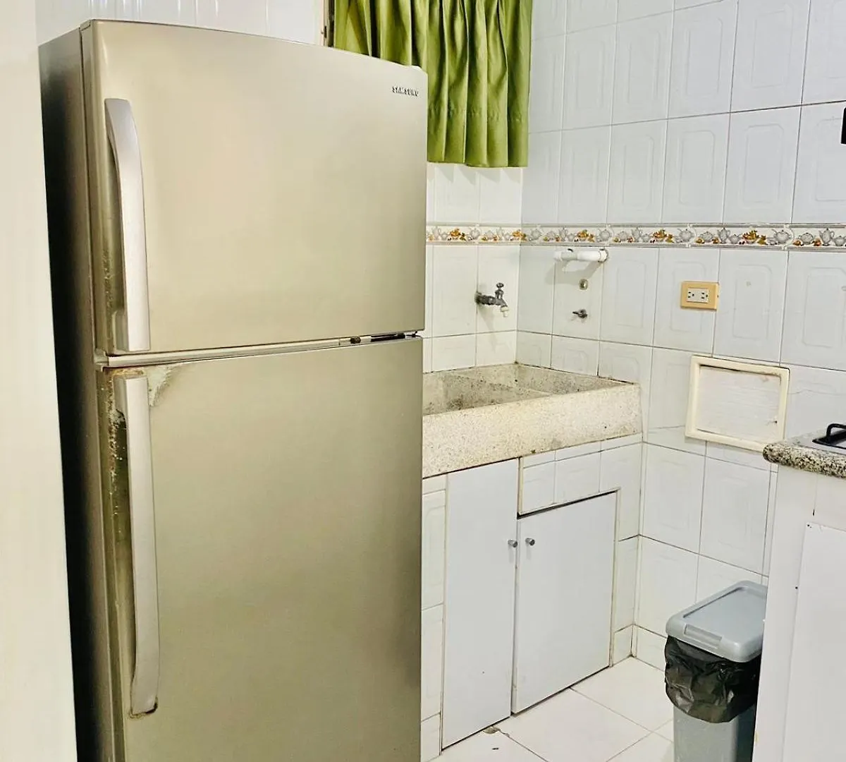 Troya Apartamentos 5A / Rodadero Santa Marta